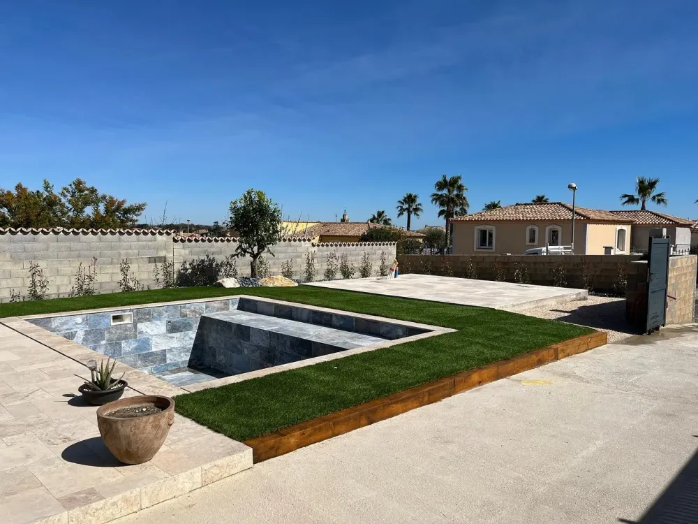 Création de jardins paysagers près de Agde